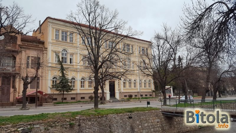 Гимназија Јосип Броз Тито