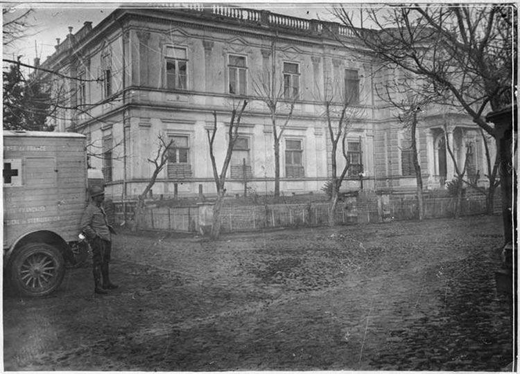 „Спитаље“ - Општинска болница „Евангелизмос" („Благовештение")
